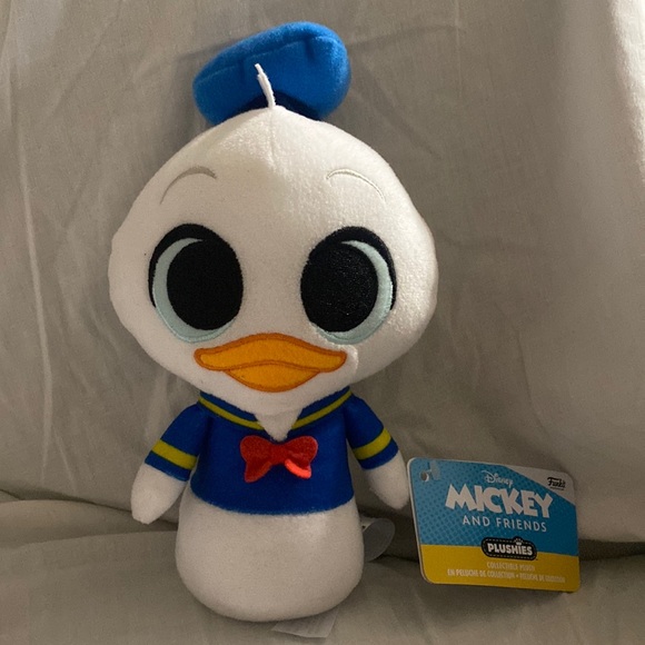 Funko Disney Classics Donald Duck POP Plush Figure - Picture 1 of 9
